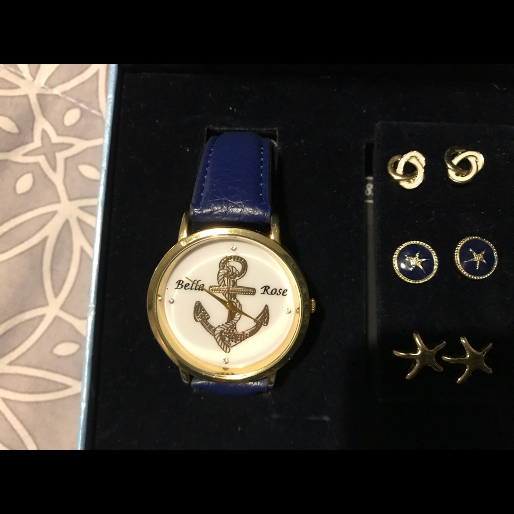 Accessory Set - Picture 3 of 5